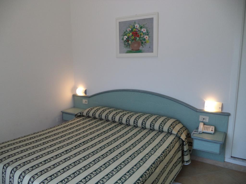 Hotel Miramare Diano Marina Rum bild
